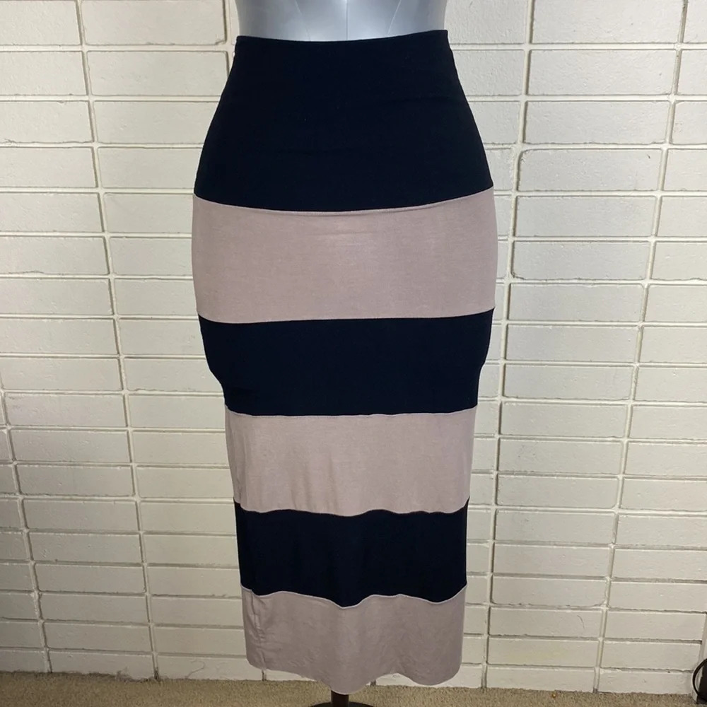 Tan black stripedbamboo colour block long straight length skirt one size med lar